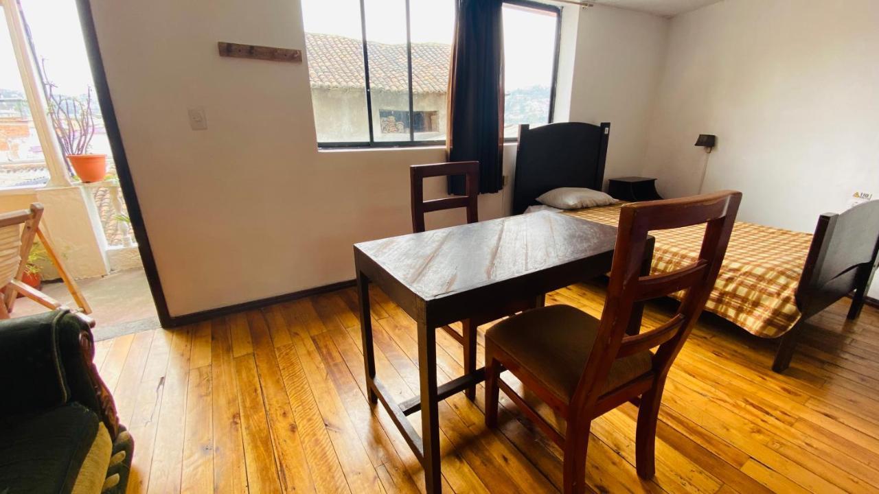 Hostal La Guayunga Rooftop Quito Ngoại thất bức ảnh