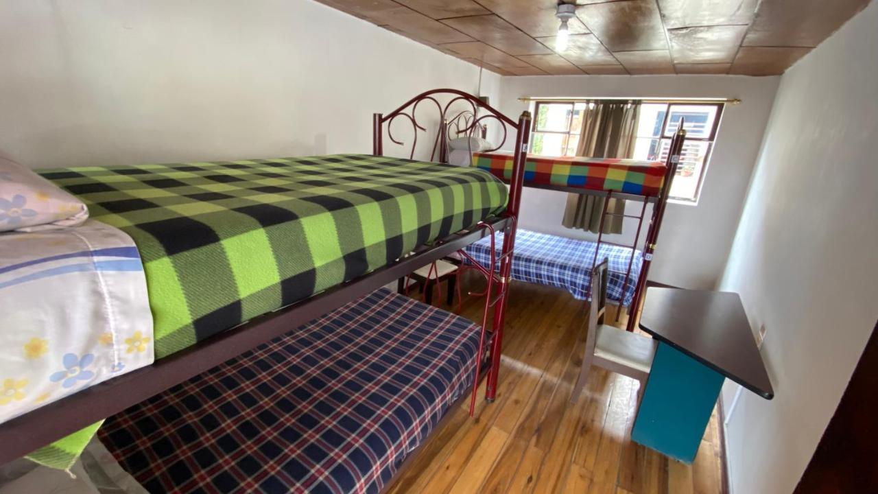 Hostal La Guayunga Rooftop Quito Ngoại thất bức ảnh