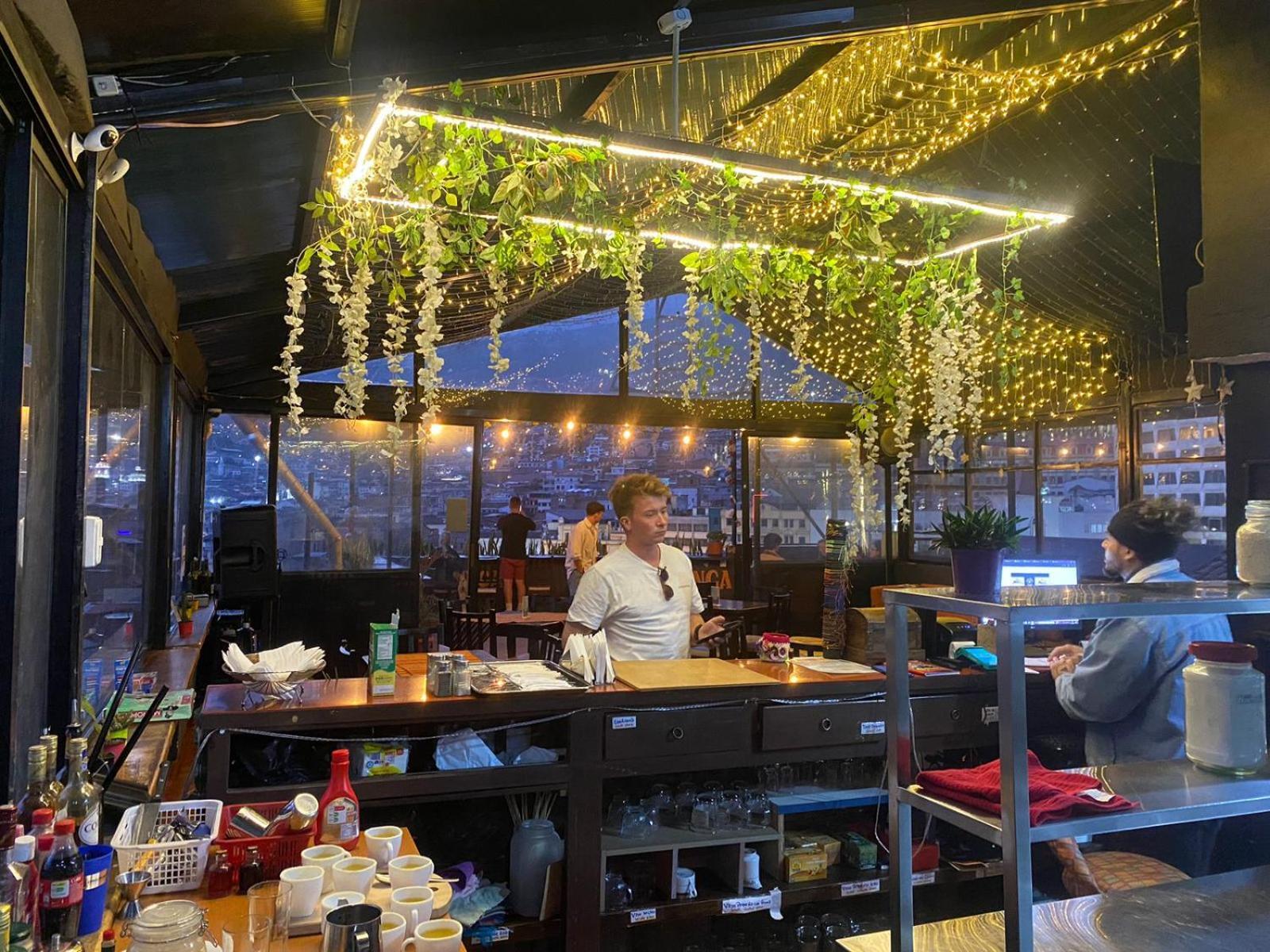 Hostal La Guayunga Rooftop Quito Ngoại thất bức ảnh